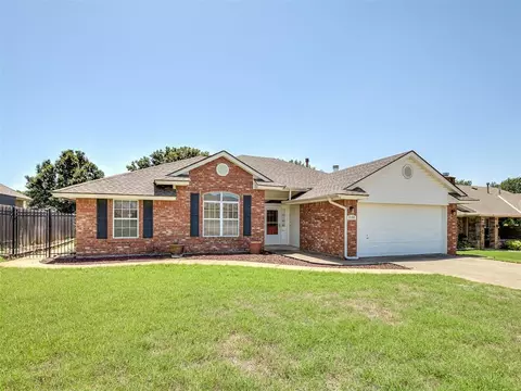 1500 NE 10th St, Moore, OK 73160