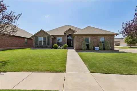 15925 Burkett Cir, Edmond, OK 73013