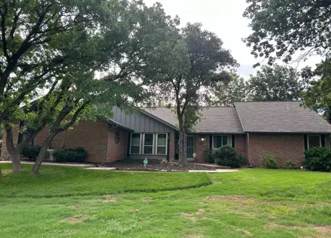 12808 Teakwood Dr, Edmond, OK 73013