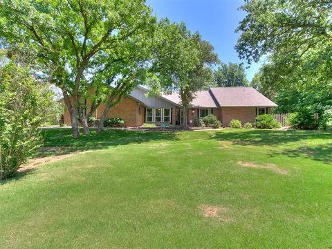 12808 Teakwood Dr, Edmond, OK 73013