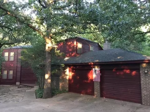 1308 Fox Cove Ct, Edmond, OK 73034