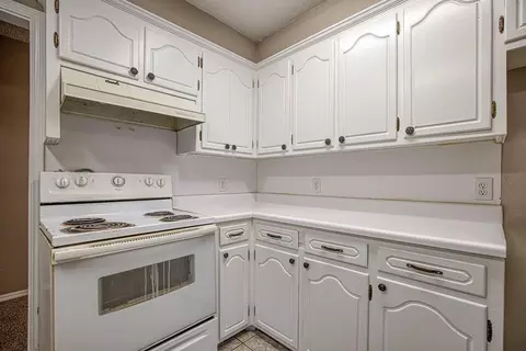 Kitchen - 524 Skyview Dr, Watonga, OK 73772 photo 1 of 3