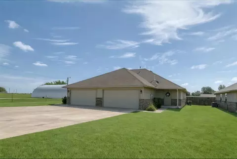 610 N 5th St #608-610, Cashion, OK 73016