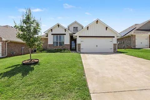 5225 Skylar Rae Rd, Edmond, OK 73034