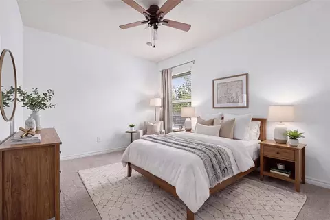 Bedroom - 4400 Eagle Owl Dr, Norman, OK 73072 photo 2 of 3