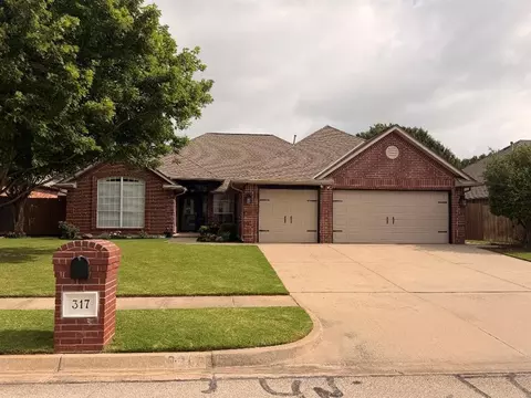 317 Paxton Ct, Norman, OK 73069