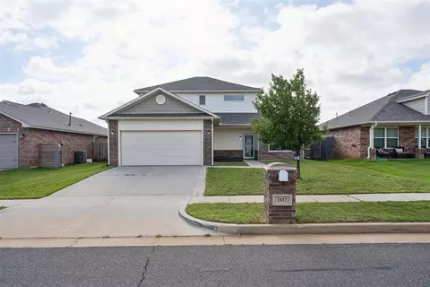 2812 Sunberry Way, Yukon, OK 73099