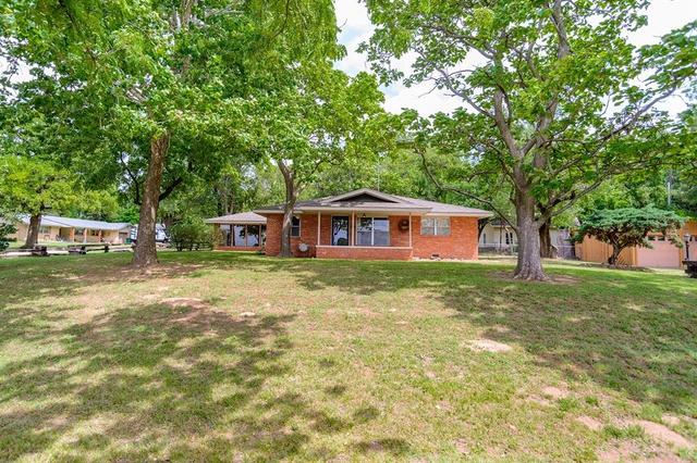321 W Knipe Ave, Perkins, OK 74059