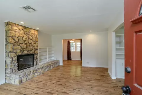 Living - 314 SW 3rd St, Perkins, OK 74059 photo 1 of 8