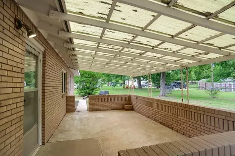 Exterior - 314 SW 3rd St, Perkins, OK 74059 photo 7 of 8