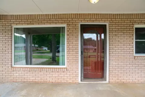 Exterior - 314 SW 3rd St, Perkins, OK 74059 photo 2 of 8