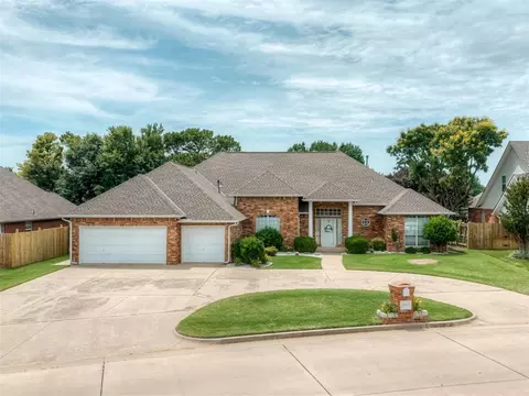 10917 Fountain Blvd, Oklahoma City, OK 73170