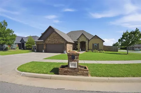 12720 NW 6th St, Yukon, OK 73099