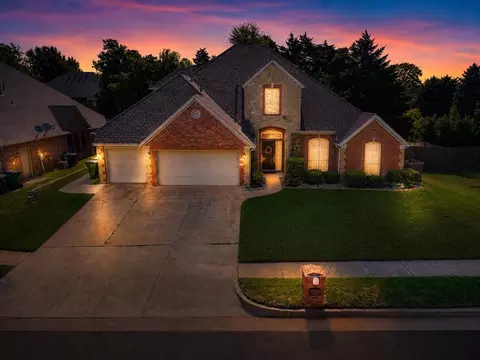 19316 Cade Ct, Edmond, OK 73012