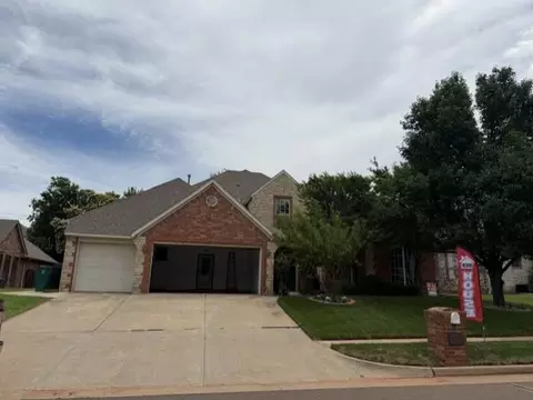 19316 Cade Ct, Edmond, OK 73012