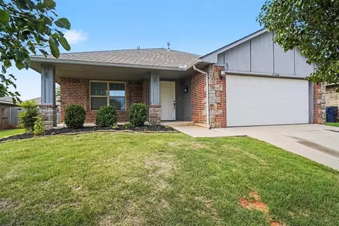 11304 NW 99th St, Yukon, OK 73099