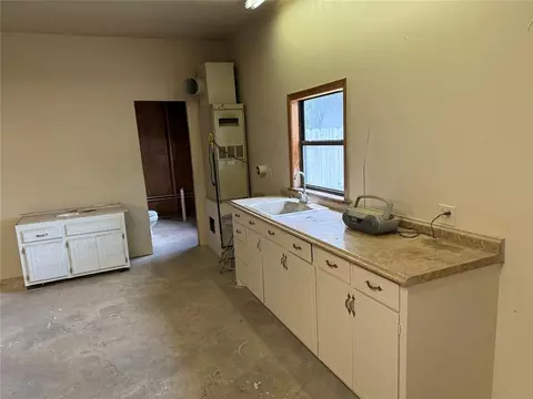 Other - Undisclosed, Frederick, OK 73542 photo 6 of 8