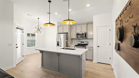13416 Arrowhead Blvd, Yukon, OK 73099