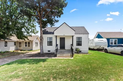 921 S Reno Ave, El Reno, OK 73036
