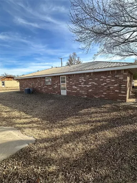 Other - 105 NW Boundry Rd, Erick, OK 73645 photo 6 of 11