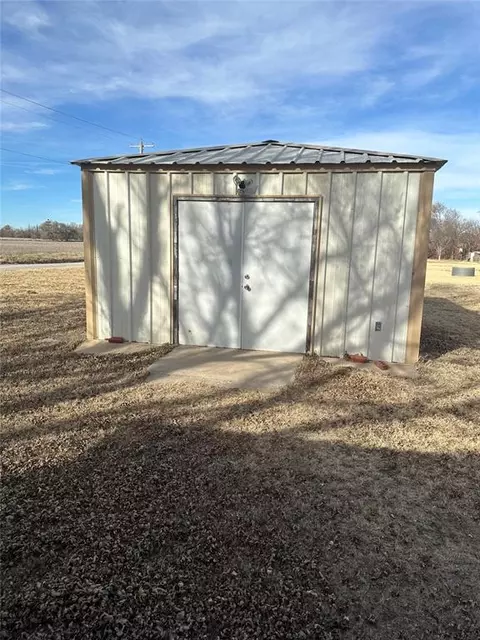Other - 105 NW Boundry Rd, Erick, OK 73645 photo 9 of 11