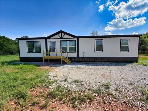 36509 Old Mills Rd, Tecumseh, OK 74873