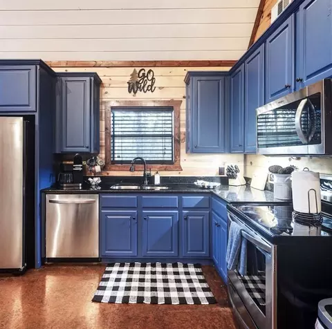 Kitchen - 35 Bass Loop, Broken Bow, OK 74728 photo 1 of 1