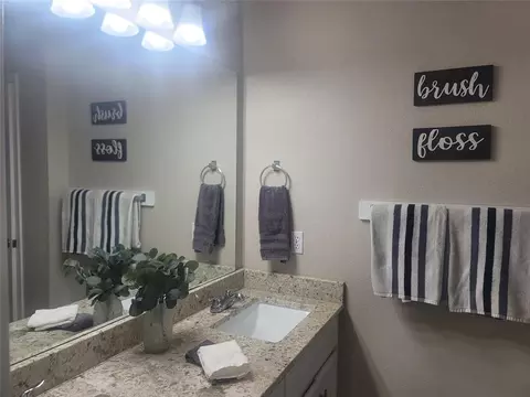 Bath - 1713 Sumac Dr, Norman, OK 73071 photo 1 of 2