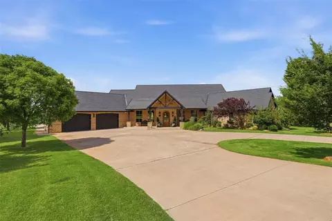 2191 W Center Rd, Norman, OK 73072