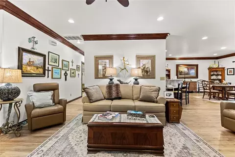 Living - 123 W 6th St, Hydro, OK 73048 photo 2 of 3