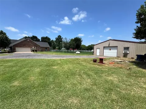 24505 234 St, Purcell, OK 73080