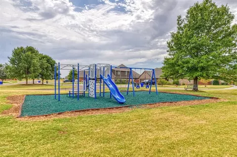 Other - 2821 Stonebridge Ct, Norman, OK 73071 photo 8 of 9