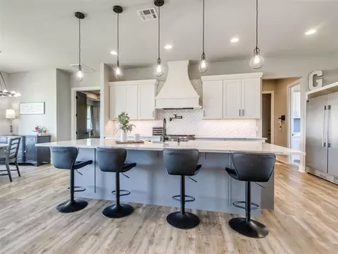 26244 E 868 Rd, Cashion, OK 73016