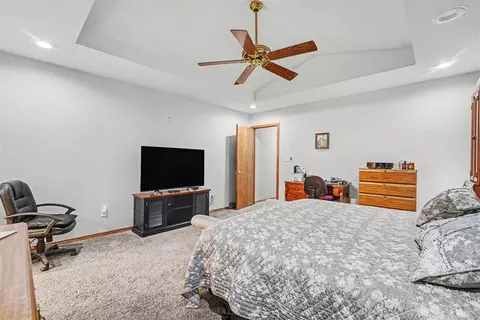 Bedroom - 3004 Mallard Ct, Altus, OK 73521 photo 2 of 6