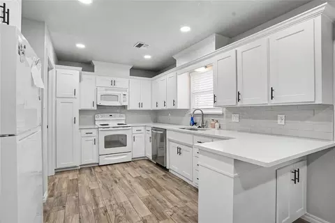 2404 Apache Pass, Altus, OK 73521 photo 17