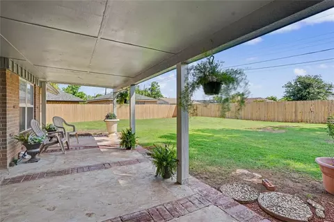 2404 Apache Pass, Altus, OK 73521 photo 32