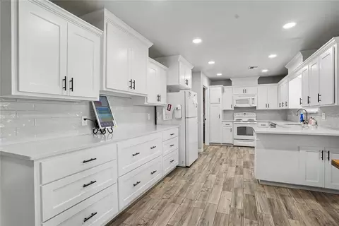 2404 Apache Pass, Altus, OK 73521 photo 15
