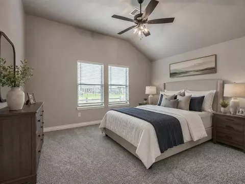 Bedroom - 1237 SW 162nd St, Moore, OK 73170 photo 1 of 7