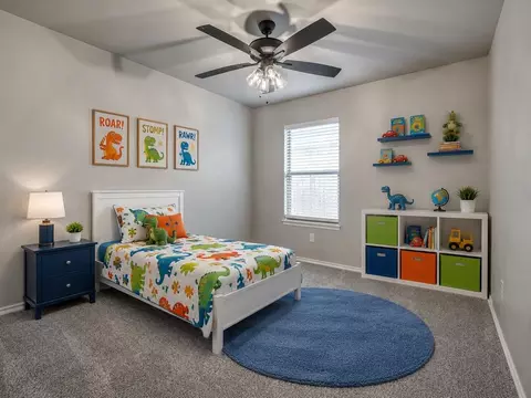 Bedroom - 1237 SW 162nd St, Moore, OK 73170 photo 4 of 7
