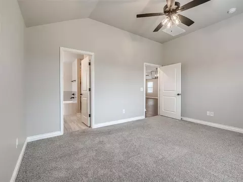 Bedroom - 1237 SW 162nd St, Moore, OK 73170 photo 3 of 7