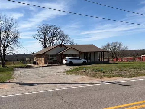 20420 Valley View Rd, Earlsboro, OK 74840