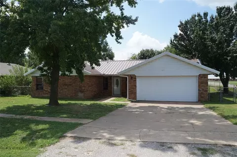 Exterior - 501 S Clifford Ct, Wayne, OK 73095 photo 5 of 5