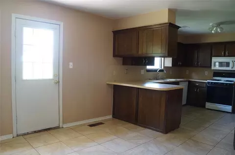 Other - 501 S Clifford Ct, Wayne, OK 73095 photo 3 of 4