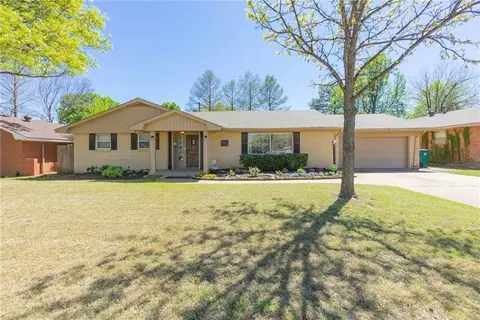 2304 NW 49th St, Oklahoma City, OK 73112