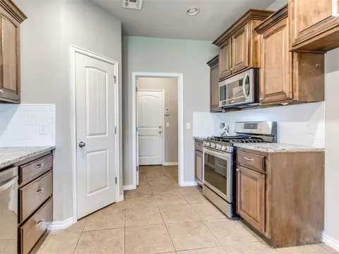 Other - 416 Rolling Meadow Dr, Noble, OK 73068 photo 2 of 10