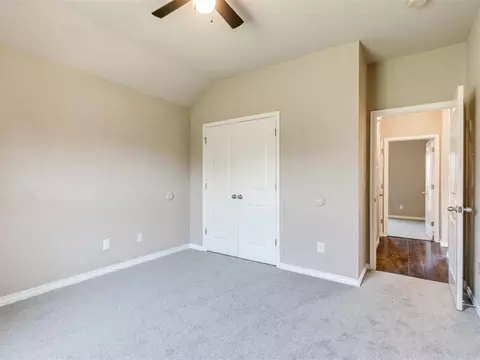 Bedroom - 416 Rolling Meadow Dr, Noble, OK 73068 photo 10 of 12