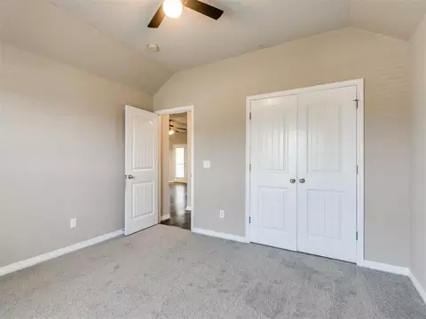 Bedroom - 416 Rolling Meadow Dr, Noble, OK 73068 photo 8 of 12