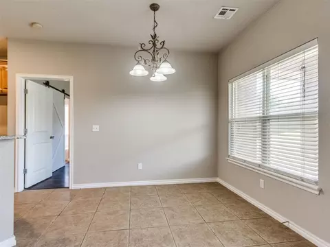 Dining - 416 Rolling Meadow Dr, Noble, OK 73068 photo 2 of 2