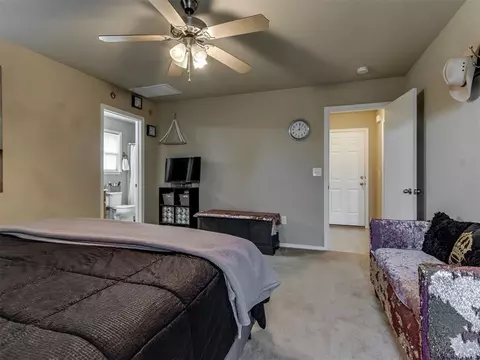Bedroom - 531 E Juniper Ln, Mustang, OK 73064 photo 3 of 6