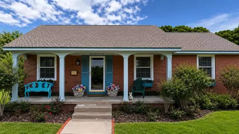 8010 N Mckinley Ave, Oklahoma City, OK 73114